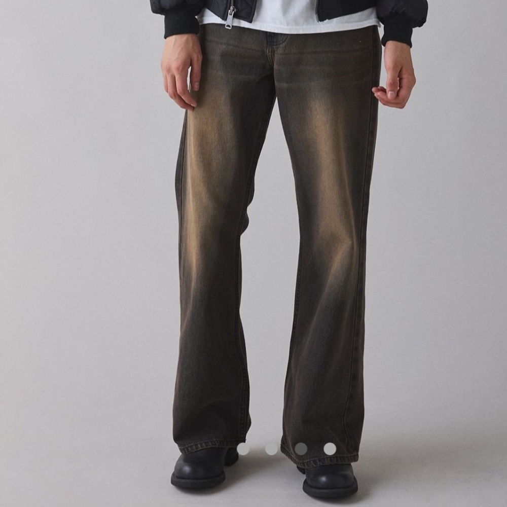 BDG Slacker Fit Men’s Wide Leg Baggy Jeans Distressed Washed Black/ Brown 34/30